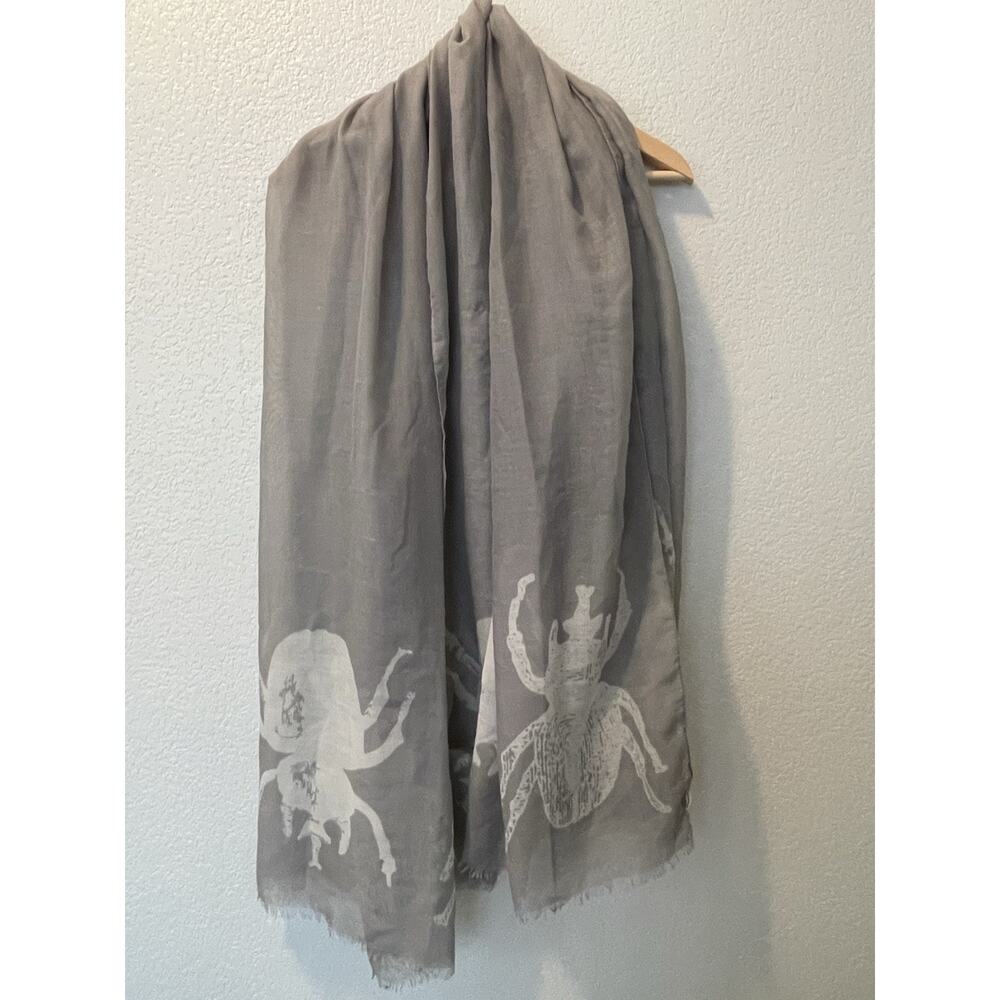 India Hicks Scarf Scarab Beetle Pareo Wrap 74”x40" Light Fabric Light Gray White